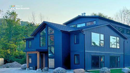 The Blue Mountains Ski Chalet | 483 m² Chalet ∙ 8 bedrooms ∙ 16 guests