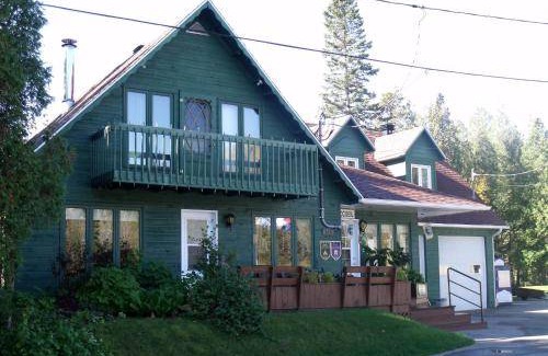 L'Anse-Saint-Jean Ski Chalet | 49 m² Chalet ∙ 2 bedrooms ∙ 6 guests