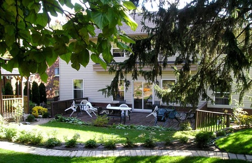 Niagara Falls Bed & Breakfast | 50 m² Bed and breakfast ∙ 2 bedrooms ∙ 127 guests