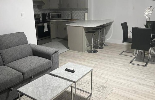 Vanier Apartment | 51 m² Apartment ∙ 1 bedroom ∙ 4 guests