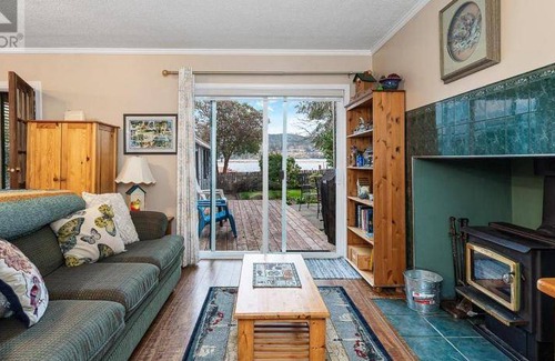 Sooke Bed & Breakfast | 51 m² Bed and breakfast ∙ 2 bedrooms ∙ 4 guests
