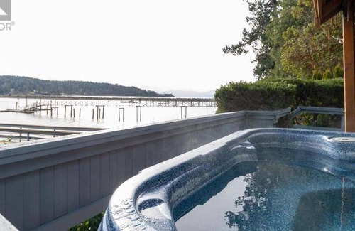 Sooke Bed & Breakfast | 51 m² Bed and breakfast ∙ 2 bedrooms ∙ 4 guests