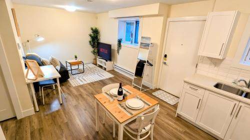 Lynn Valley Bed & Breakfast | 56 m² Bed and breakfast ∙ 3 guests