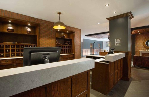 Byward Market - Parliament Hill Resort | 56 m² Resort ∙ 8 guests