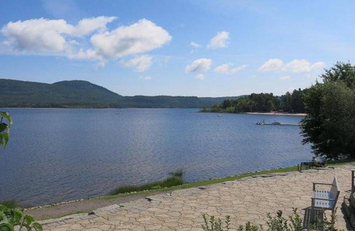 Deep River Hotel | 60 m² Hotel ∙ 2 bedrooms ∙ 5 guests