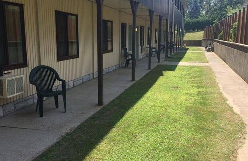 Deep River Hotel | 60 m² Hotel ∙ 2 bedrooms ∙ 5 guests