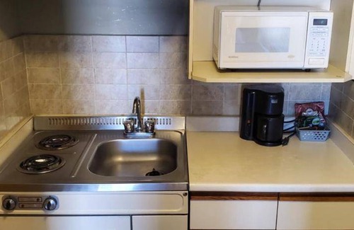 Fort Saskatchewan Hotel | 68 m² Hotel ∙ 127 guests