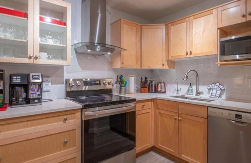 Canmore Apartment | 69 m² Apartment ∙ 2 bedrooms ∙ 7 guests