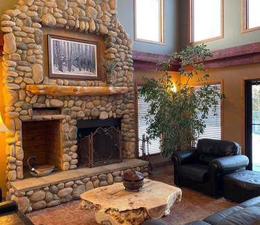 Elkwater Cabin | 79 m² Lodge ∙ 2 bedrooms ∙ 6 guests