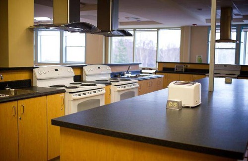 Corner Brook Hostel | 81 m² Hostel ∙ 4 bedrooms ∙ 6 guests