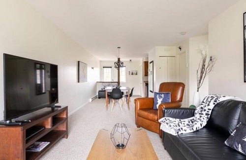 Mont-Tremblant Ski Chalet | 84 m² Chalet ∙ 1 bedroom ∙ 4 guests