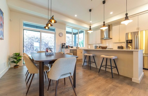 Promontory House | A Mountain Retreat with Views, Hot Tub & AC
