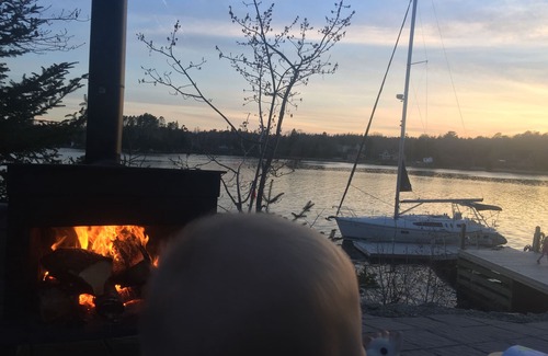 Chester Basin Cottage | Ahoy!.Oceanfront Family Cottage with Hot Tub, Near South Shore Attractions