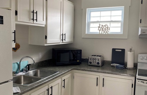 Happy Valley - Goose Bay House | Air Conditioned 2 Bedroom 2 Bathroom Pet Friendly House