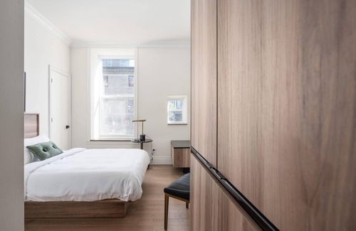 Latin Quarter Apartment | Amazing Fully Renovated Room