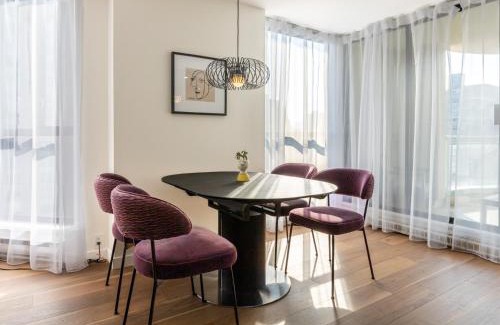 West End Apartment | Amazing Location - 2BDRM/2BATH - right on Robson