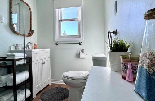 Niagara Falls Apartment | Apartment ∙ 2 bedrooms ∙ 4 guests
