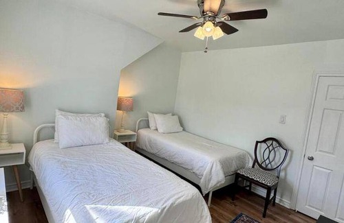Niagara Falls Apartment | Apartment ∙ 2 bedrooms ∙ 4 guests