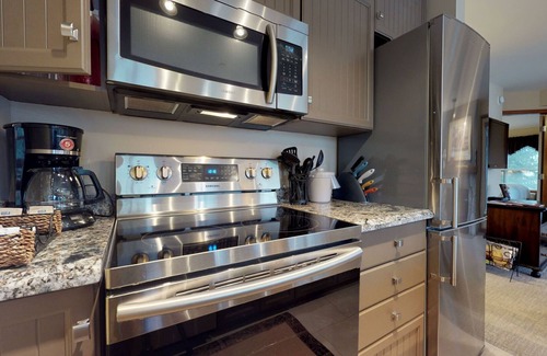 Upper Village Condo | Aspens #355 Prime Ski-in Ski-out Location! Pool, Hot tubs, BBQ, sleeps 4
