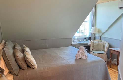 Magog Bed & Breakfast | Au Manoir de la rue Merry
