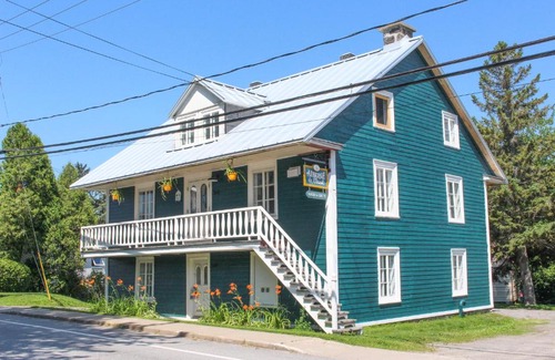 Deschambault-Grondines Hostel | Auberge de l'Ouest