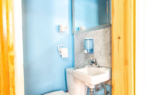 Quartier des Spectacles Hostel | Auberge du Plateau - Hostel