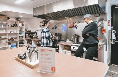 Downtown Montreal Hostel | Auberge Saintlo Montréal - Hostel