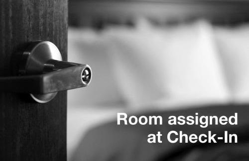 Downtown Montreal Hostel | Auberge Saintlo Montréal Hostel