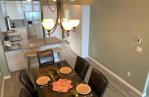 North Oyster Condo | Beach Bliss oceanfront king suite! Stunning view, pool & hot tub. Fall rates.