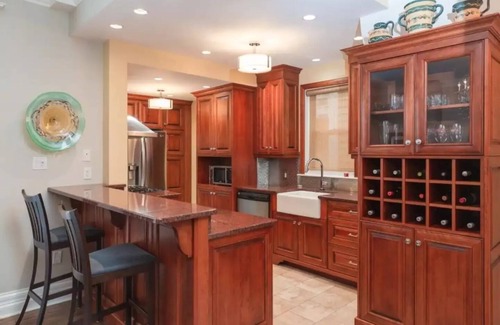 South End House | Beautiful 4 Bedroom Victorian home in south end