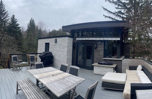 Craigleith House | Beautiful and Pristine Getaway Home