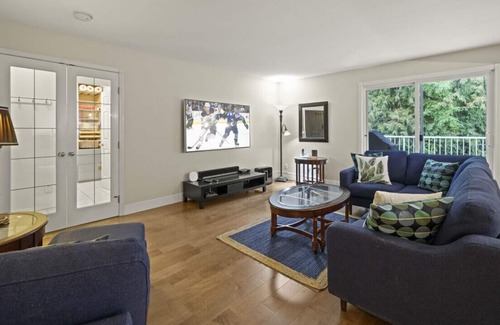 Walnut Grove House | Beautiful Four Bedroom Home in Walnut Grove