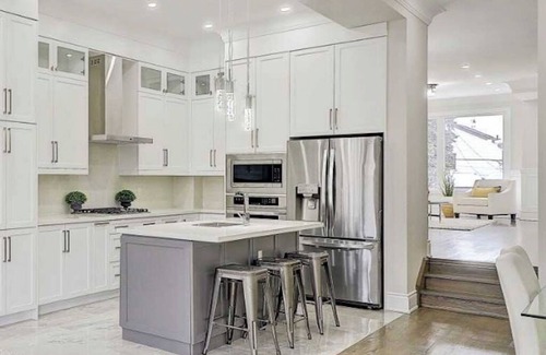 Fallingbrook House | Beautiful Home