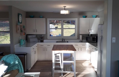 Queensland House | Beautiful home. Sandy beach. Magnificent views. Peace and tranquility.