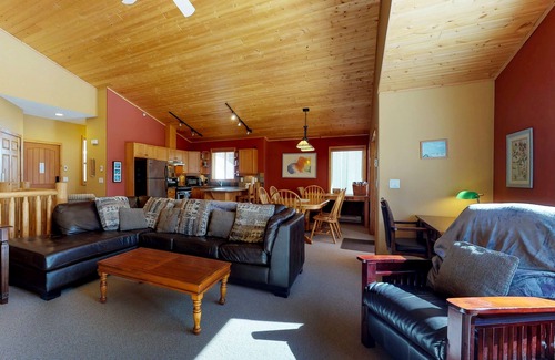 Snow Pine Estates House | Beautiful ski-in/ski-out townhome with hot tub & balcony - walk to the Village