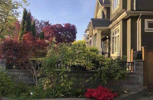 Vancouver South Bed & Breakfast | Bed and breakfast ∙ 3 guests