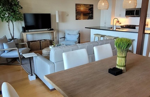 Regional District of Nanaimo Apartment | Breathtaking Oceanview Oasis in Vancouver Island 1 min walk to Rathtrevor Beach