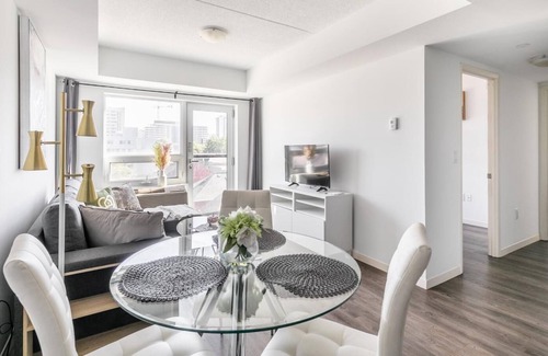 Beasley Apartment | Bright Hamilton Apartment with Balcony. GYM, BBQ