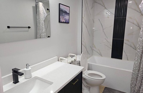 Northeast Edmonton Resort | Private room ∙ 1 guest