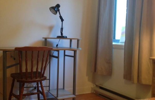Cote-Des-Neiges—Notre-Dame-De-Grace Resort | Private room ∙ 2 guests