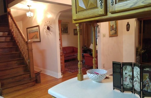 Cote-Des-Neiges—Notre-Dame-De-Grace Resort | Private room ∙ 1 guest