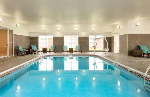 Cote-Des-Neiges—Notre-Dame-De-Grace Hotel | 50 m² Hotel ∙ 8 guests