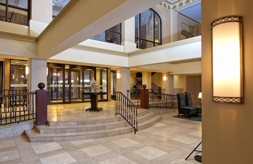 Saskatoon Downtown Hotel | Delta Hotels by Marriott Bessborough