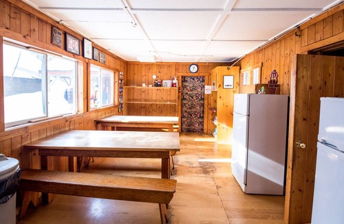 Bow Lake Hostel | Hostel ∙ 8 guests