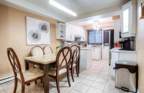 Mercier-Hochelaga-Maisonneuve Apartment | 111 m² Apartment ∙ 4 bedrooms ∙ 14 guests