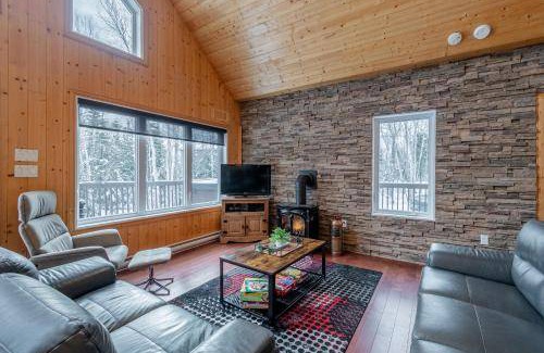 Petite-Riviere-Saint-Francois Ski Chalet | 260 m² Chalet ∙ 4 bedrooms ∙ 10 guests