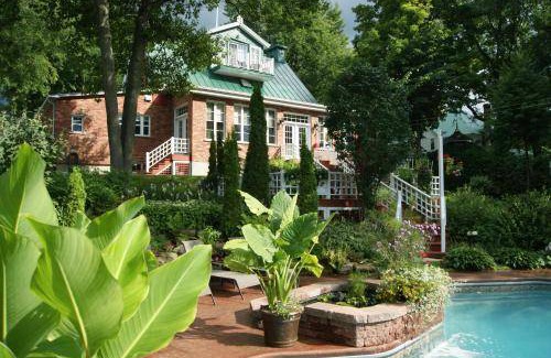 Saint-Denis-sur-Richelieu Bed & Breakfast | 16 m² Bed and breakfast ∙ 2 guests