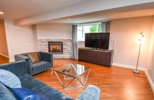 Severn House | Casa Borealis ~ Pool ~ Fire Pit ~ BBQ