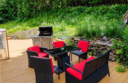 St-Adolphe-d'Howard Ski Chalet | Chalet ∙ 3 bedrooms ∙ 8 guests