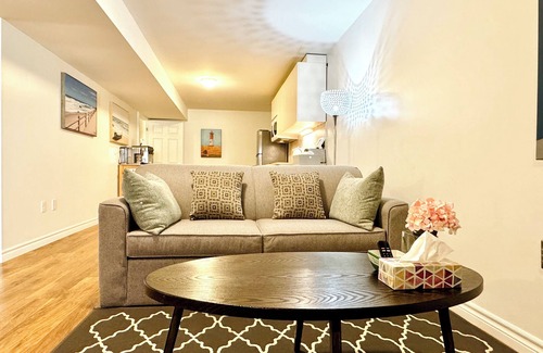 Halifax Apartment | Charming private basement suite with kingsize bed in brilliant Halifax